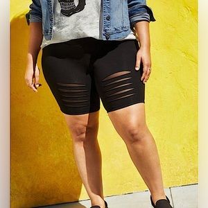 NWT Torrid Shorts 2X 18/20
